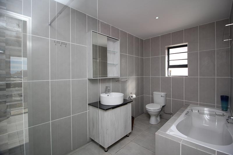 3 Bedroom Property for Sale in Menkenkop Western Cape